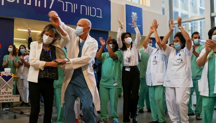 Израелският премиер Бенямин Нетаняху не пести пари за ваксини и страната му стана първенец по ваксинация в света
