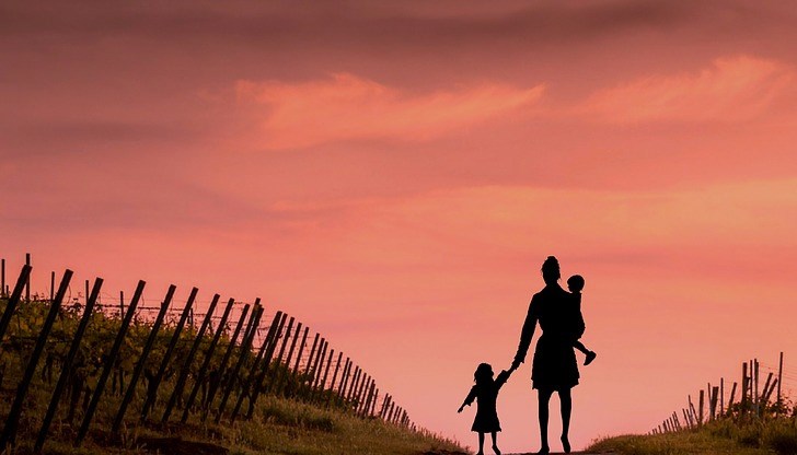 Според МВФ от началото на кризата 90 млн. души вече са изпаднали в състояние на крайна бедност