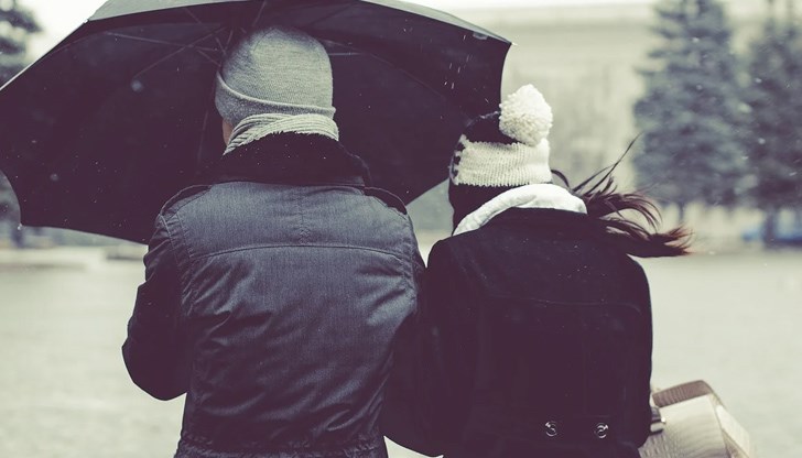 На 20-ти март посрещаме астрономическата пролет, но и в близките дни температурите ще останат по-ниски от обичайните, по-скоро зимни