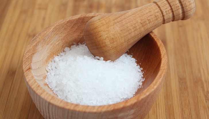 Само около 1-2 грама от дажбата позволена за прием дневно идва от солницата. Останалите 80% се намират в кулинарните изделия