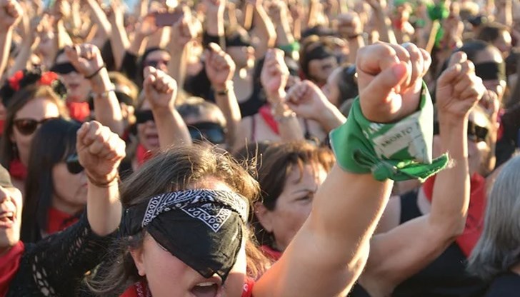 Полицията издаде забрани за 12 демонстрации и отхвърли две събирания на противници на мерките, които се готвеха през уикенда