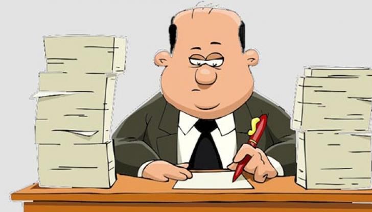 Едни дебелокожи чиновници са си скъсали задниците да потърсят телето под вола, за да ни изхвърлят от една програма, която уж е създадена да ни помага