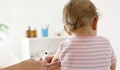 Изпитват ваксини срещу COVID-19 на бебета