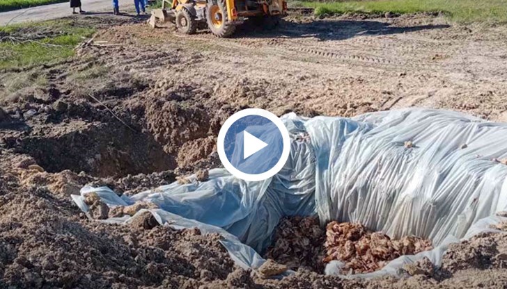 Три огромни ями зеят на метри от параклиса