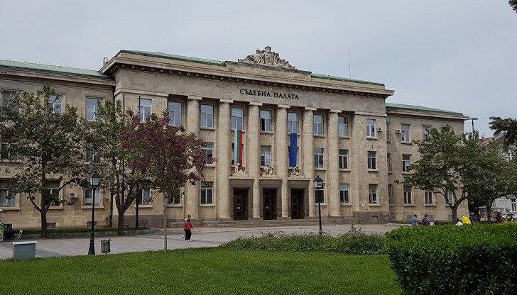 Русенци, карали с превишена скорост и употребили алкохол, ще си понесат съответната финансова санкция Русенци, карали с превишена скорост и употребили алкохол, ще си понесат съответната финансова санкция