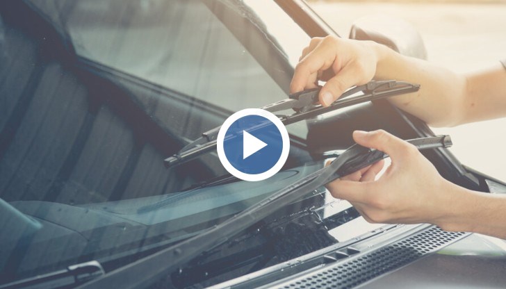 Съседи разказаха, че жената е счупила и оградата пред блока