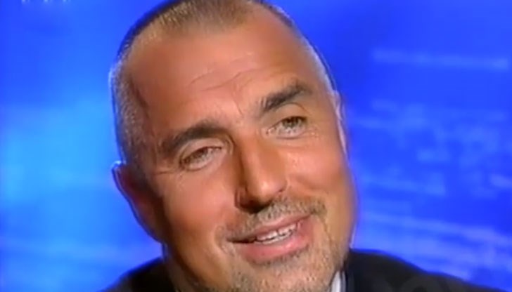 Задочен разговор между двамата от преди двайсетина години - и с техните двойници днес