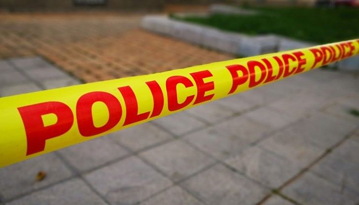 Кървавата трагедия се разиграла в понеделник в апартамент на последния шести етаж на блок в района на пазара Кървавата трагедия се разиграла в понеделник в апартамент на последния шести етаж на блок в района на пазара