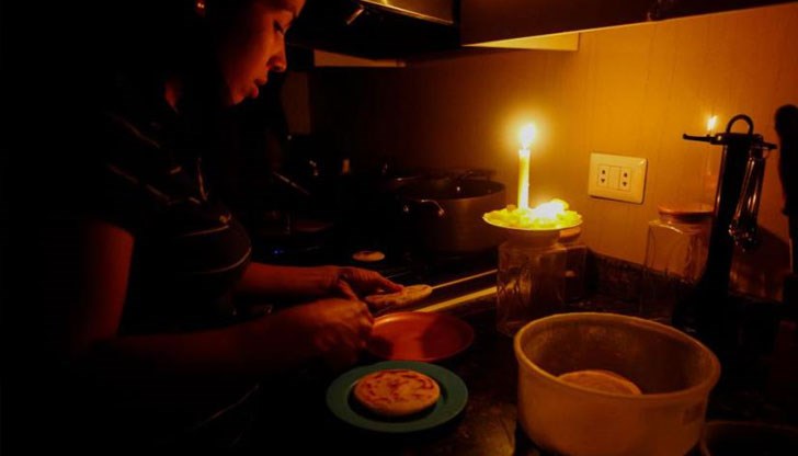 В някои райони режимът продължава до 22 часа на ден