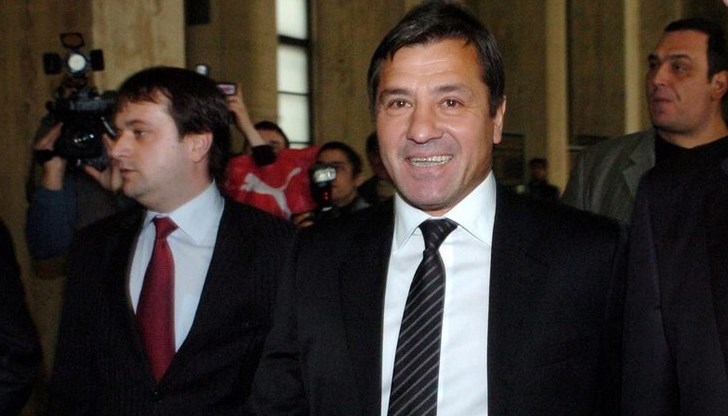 За ББР чисто формално кредитът вероятно е напълно законово изряден. Той дори би трябвало да не се води и голяма експозиция, след като капиталът й беше надут, за да раздава антиковид кредити За ББР чисто формално кредитът вероятно е напълно законово изряден. Той дори би трябвало да не се води и голяма експозиция, след като капиталът й беше надут, за да раздава антиковид кредити