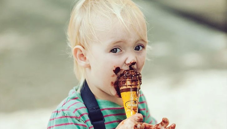 Затова децата предпочитат много по-концентрирани на захар продукти отколкото възрастните Затова децата предпочитат много по-концентрирани на захар продукти отколкото възрастните