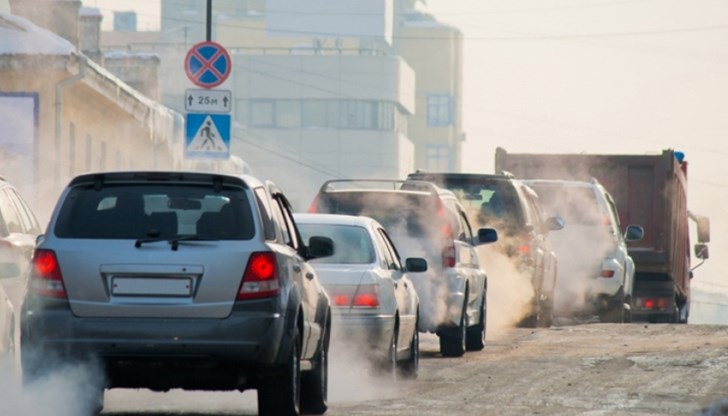 Европейската комисия е готова да предложи по-строги ограничения на емисиите от превозните средства