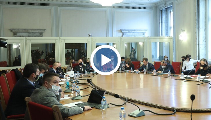 „Става въпрос за саботаж. Отказът да се даде информация, която не е критична - е необясним“, заяви Мая Манолова