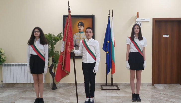 Иво Пазарджиев отправи видеопоздрав към ръководството на учебното заведение