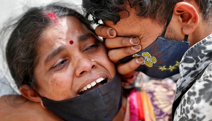 Масовите инфекции в Индия предизвикаха в много части на страната колапс на здравеопазването