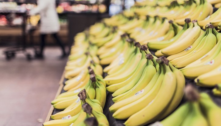 В много държави в Азия, Африка и Америка тези плодове са толкова важни продукти в храненето, както са картофите и оризът В много държави в Азия, Африка и Америка тези плодове са толкова важни продукти в храненето, както са картофите и оризът