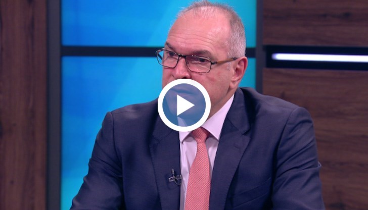 Пандемията е контролирана, заяви проф. Богов