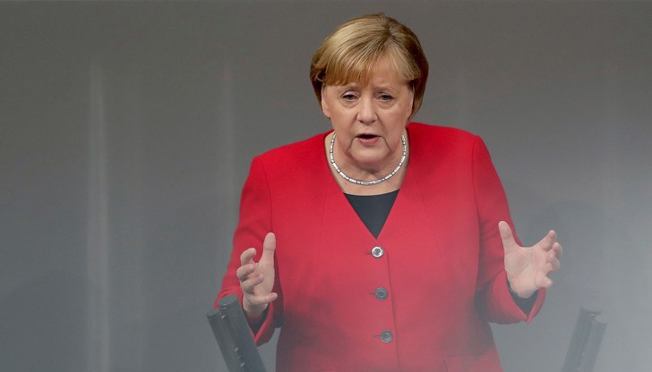 Канцлерът на Германия Ангела Меркел ще получи утре първа доза от ваксината срещу Ковид-19