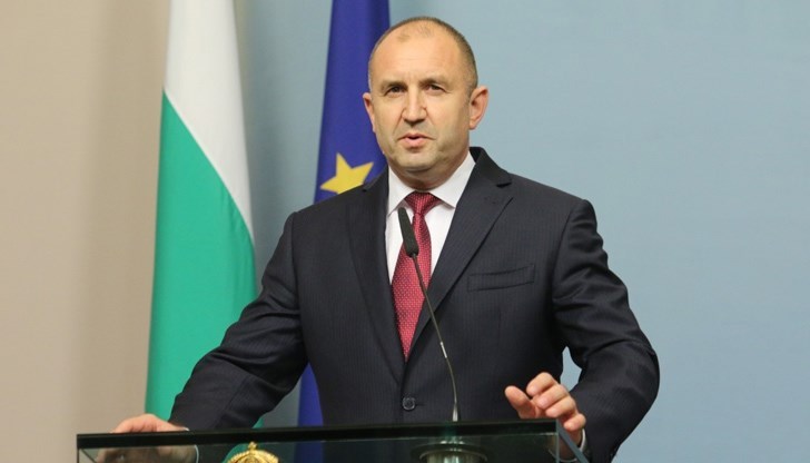 Румен Радев ще връчи мандата на Антоанета Стефанова от "Има такъв народ"