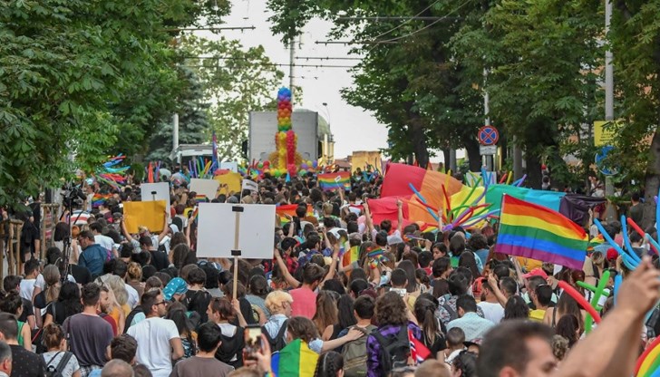 Поводът е насроченият за 15 май гей-форум в Бургас