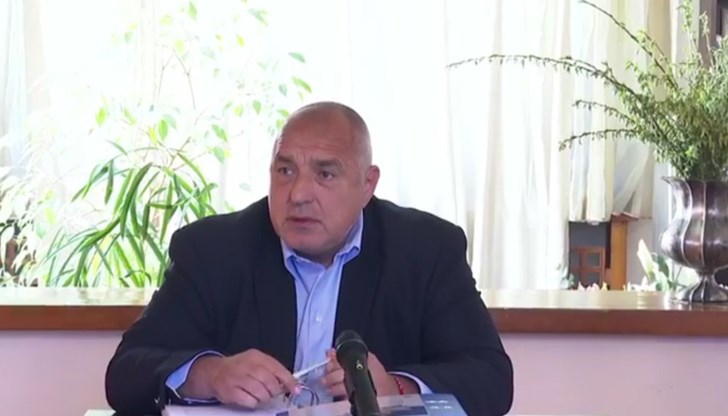 Парадоксално е този, който в последно време управляваше държавата „на живо от Фейсбук“ да критикува Слави Трифонов Парадоксално е този, който в последно време управляваше държавата „на живо от Фейсбук“ да критикува Слави Трифонов