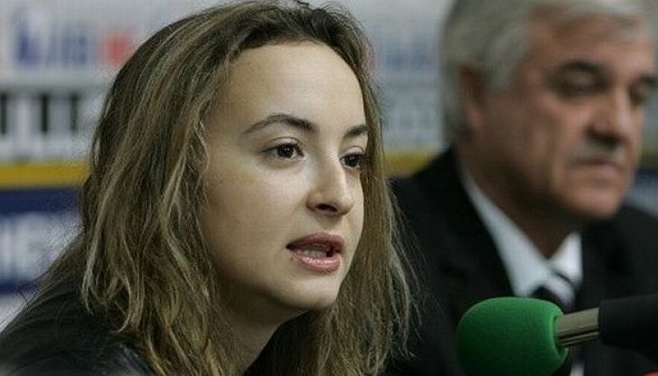 Антоанета Стефанова е номинацията за премиер от „Има такъв народ“