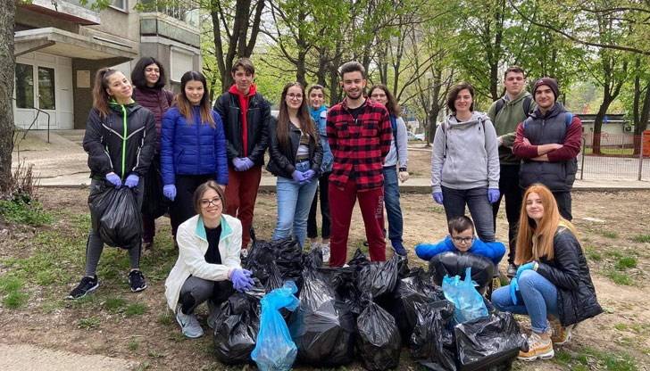 Осъществихме още една прекрасна инициатива, с която доказахме, че обичаме природата около нас, споделиха те