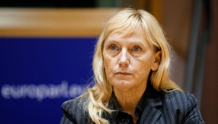 Делото за отнемането на имущество е заради обвинението за пране на пари срещу евродепутата