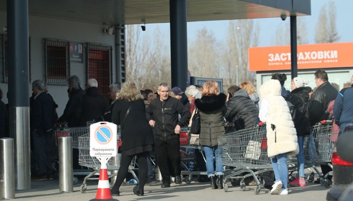 Пада ограничението в работното време на заведенията Пада ограничението в работното време на заведенията