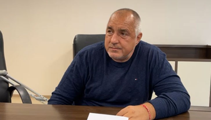 Предложи лидера на СДС Румен Христов за министър на отбраната след като Каракачанов му отказал