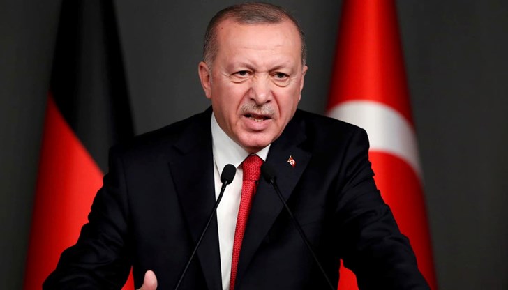 Марио Драги обвини Ердоган, че е унизил председателката на Европейската комисия Урсула фон дер Лайен по време на посещението ѝ в Турция