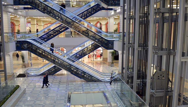 Така ще бъде избегнато усложняване на финансовата ситуация за някои компании и ще бъде ограничена задълбочаващата се криза в нехранителния ритейл сектор, предизвикана от затварянето на обектите