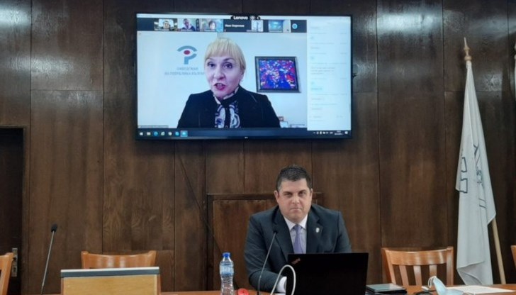 Общественият посредник щял да подпомага цялостната дейност на администрацията и Общинския съвет