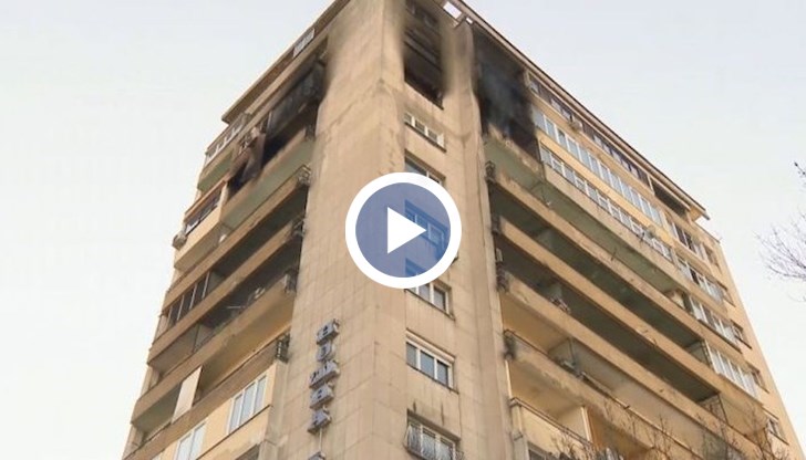 Двама души са били откарани в "Пирогов"