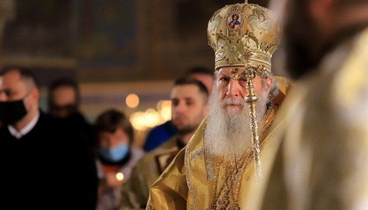 По-рано утре той ще отпътува с правителствения „Фалкон” за Йерусалим, откъдето ще да донесе Благодатния огън от Гроба Господен По-рано утре той ще отпътува с правителствения „Фалкон” за Йерусалим, откъдето ще да донесе Благодатния огън от Гроба Господен