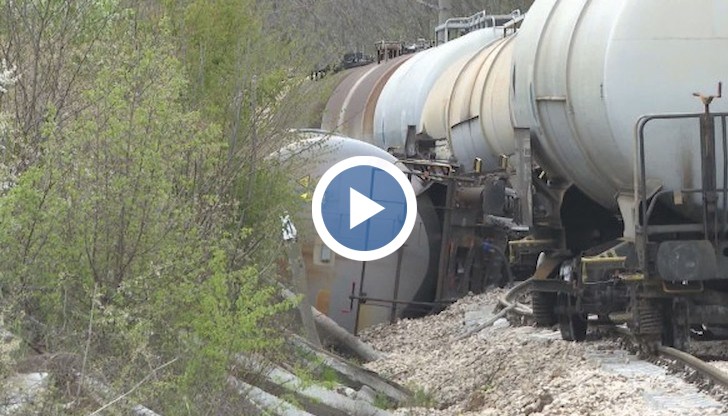 Според пожарната в Русе разтоварването все още е рисково