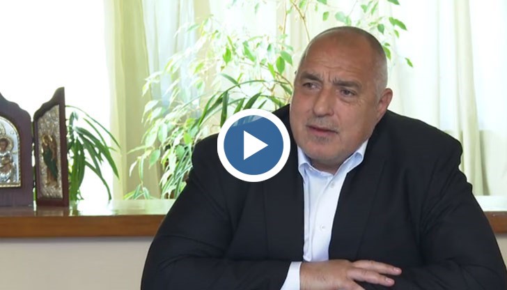 Според премиера в оставка това била и причината президентът да бави мандата