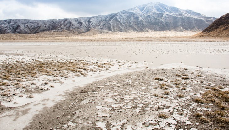 Потребители в социалните мрежи публикуваха фотографии на покритите с бяла снежна премяна пътища и планини Потребители в социалните мрежи публикуваха фотографии на покритите с бяла снежна премяна пътища и планини