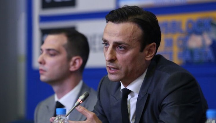 Димитър Бербатов: Футболът е за всички нас. Аз и екипът ми сме готови да донесем нужната промян Димитър Бербатов: Футболът е за всички нас. Аз и екипът ми сме готови да донесем нужната промян