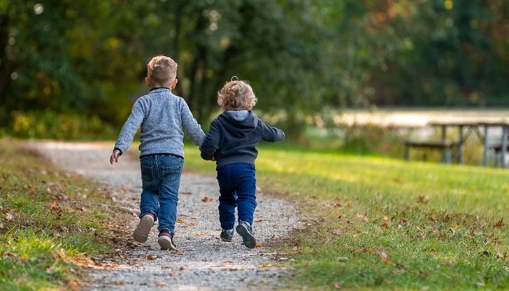 Среден 3,09 е общата оценка за напредъка на България в грижата ѝ за деца през 2020 година. Оценката за цялото изминало десетилетие е същата