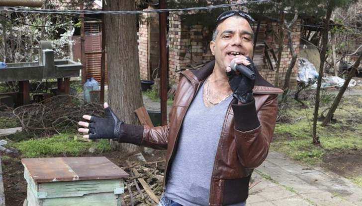 Част от трудното битие на Стефан преминава в Русе