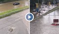 Проливен дъжд наводни ключови булеварди в Русе