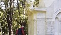 Почистването на паметници в Парка на възрожденците продължава след забележки от общината