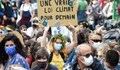 Хиляди протестираха в Париж с искане за по-амбициозен закон за климата