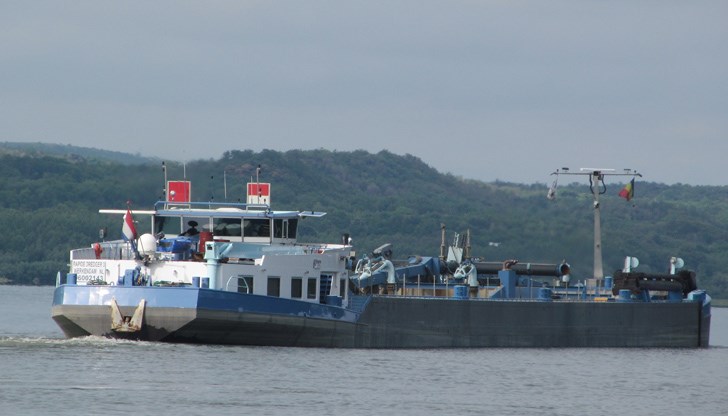 Специалистите ще работят в един от критичните участъци – този в района на остров Бръшлен Специалистите ще работят в един от критичните участъци – този в района на остров Бръшлен