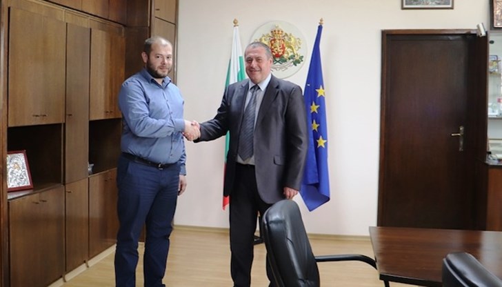 Ще се подменят предимно проводници и ел. стълбове Ще се подменят предимно проводници и ел. стълбове