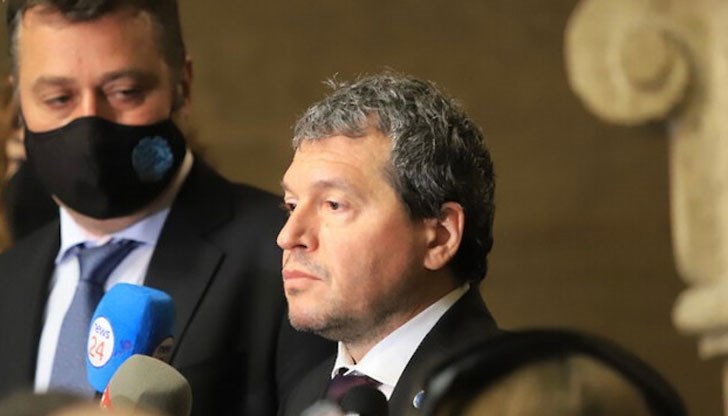 Една безотговорна, вредна партия не може да пречи на цялата държава