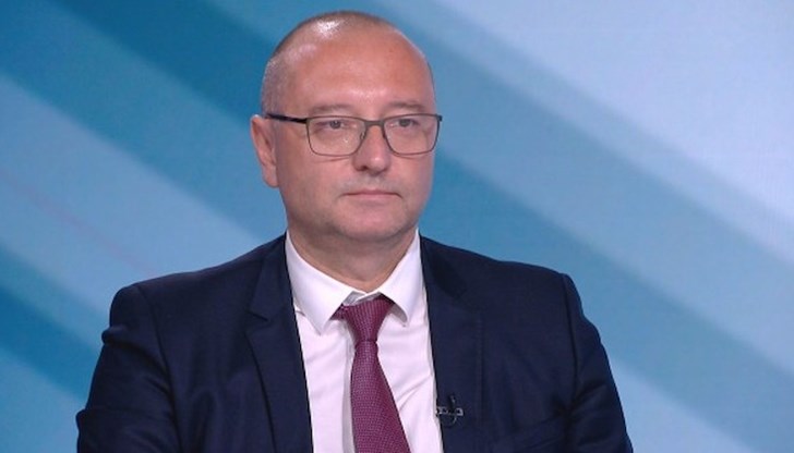 Даде пример с бившия кмет на столичния р-н „Младост“ Десислава Иванчева Даде пример с бившия кмет на столичния р-н „Младост“ Десислава Иванчева