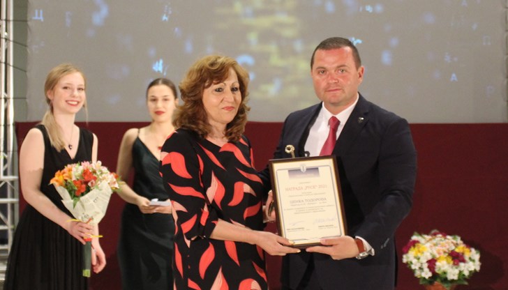 На тържествена церемония тази вечер бяха обявени носителите на Награда „Русе“