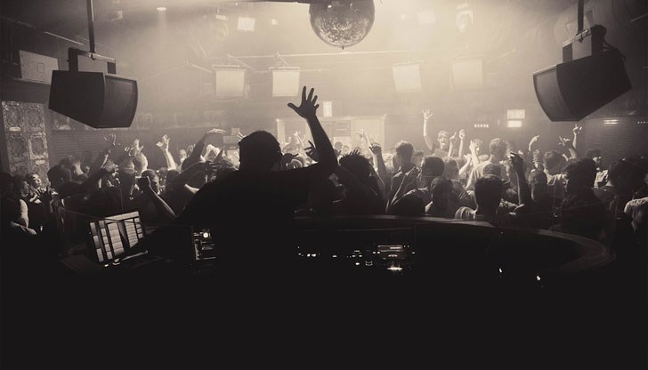 Малки фирми засегнати от Ковид кризата не получават финансова помощ или им се предлагат кредити на високи лихви и при утежнени изисквания Малки фирми засегнати от Ковид кризата не получават финансова помощ или им се предлагат кредити на високи лихви и при утежнени изисквания